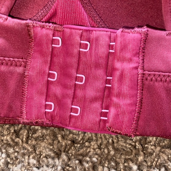 Yvette Power Crossback Sports Bra - Picture 5 of 13